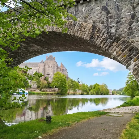 Maison Accueillante A Avec Terrasse Et Parking Inclus 펜션 Solesmes (Sarthe)